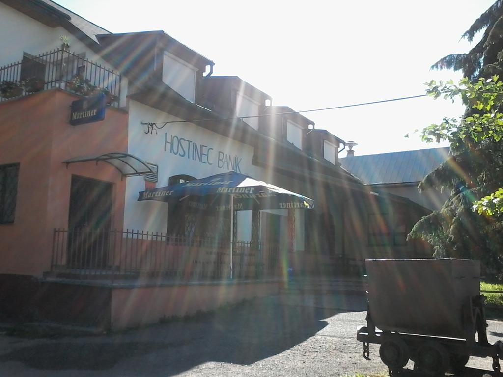 Hostinec Banik Ľubeľa Dış mekan fotoğraf